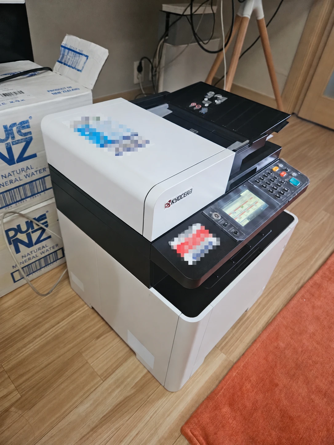 교세라 M5526 사선 방향 설치 사진
